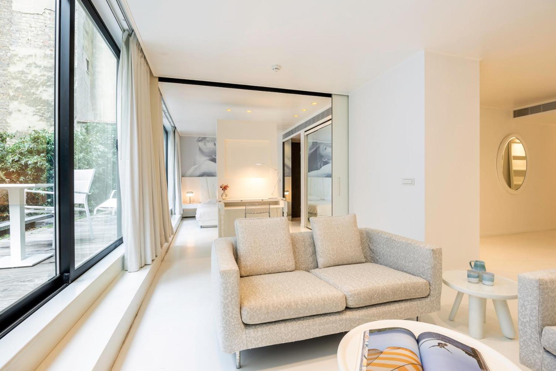 B-Aparthotel Regent Brussel Bagian luar foto